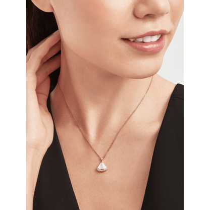 ブルガリ ディーヴァ ドリーム ネックレス