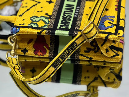 クリスチャン・ディオール ミニブックトート フォンバッグ