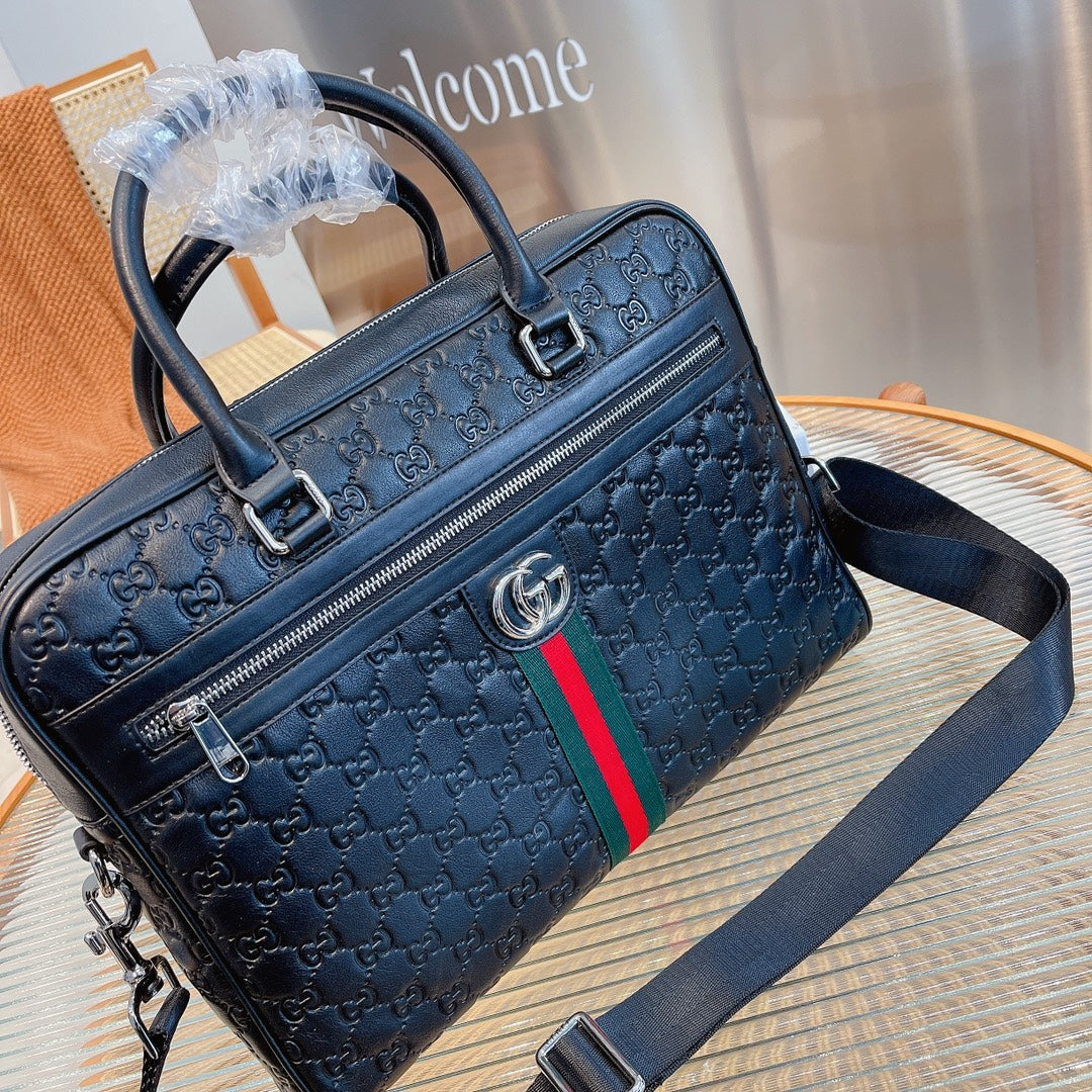 GUCCI(グッチ) ショルダーメッセンジャーバッグ