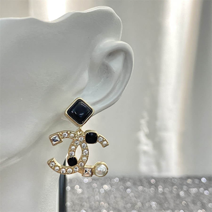 シャネル ダブルC パール ラインストーン オブシディアン ダングル イヤリング