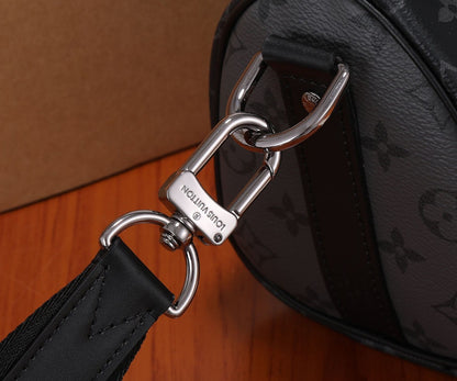 LOUIS VUITTON キーポル・バンドリエール 25 M46271