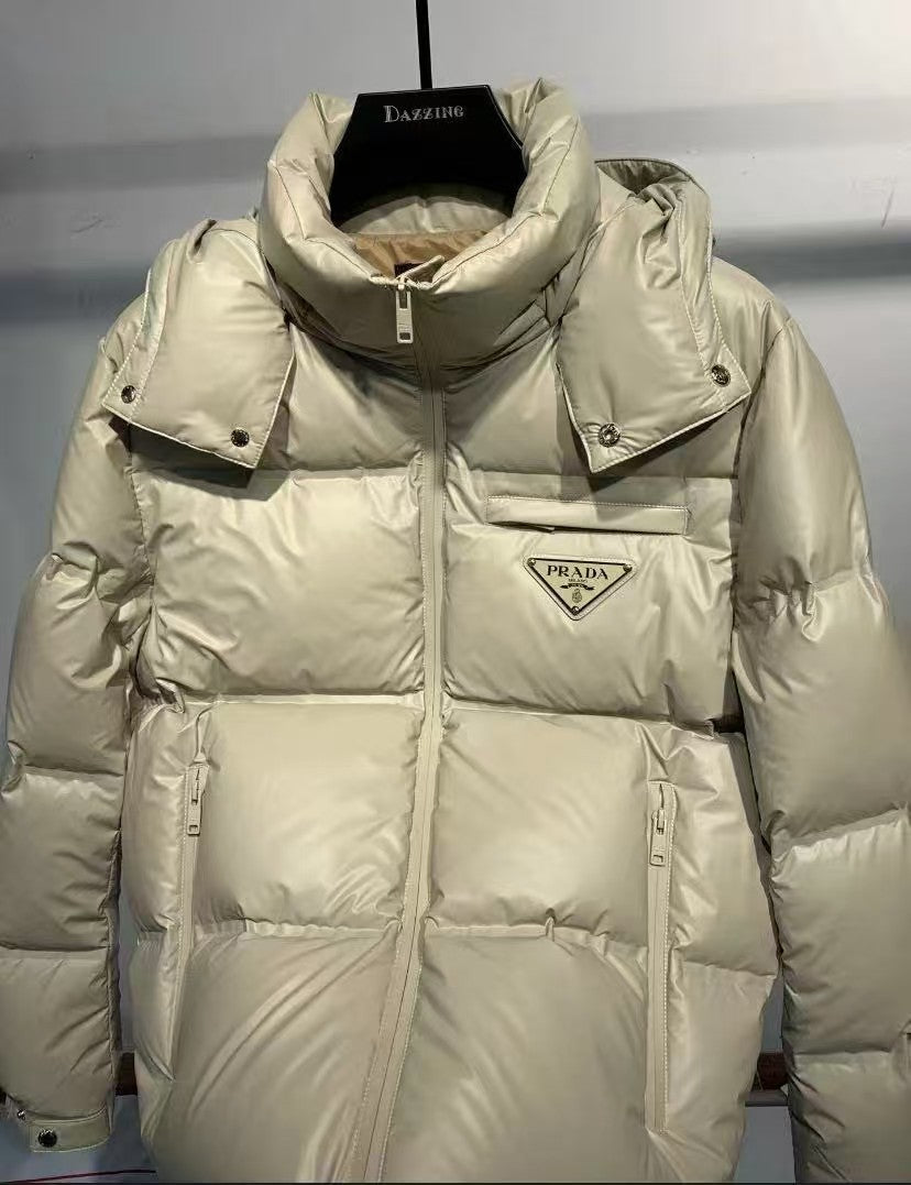 PRADA ダウンジャケット 代金引換 送料無料 おうちで試着