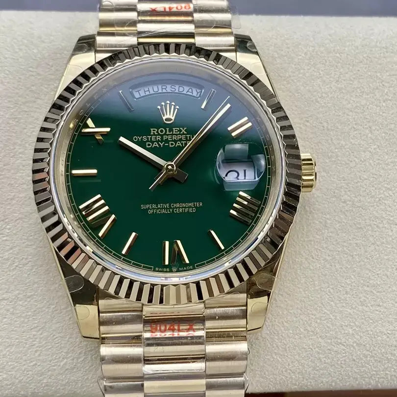 ロレックス デイデイト40 228238-0061