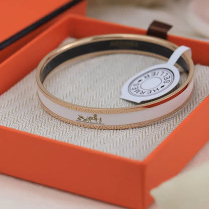 高品質のエルメスブレスレット