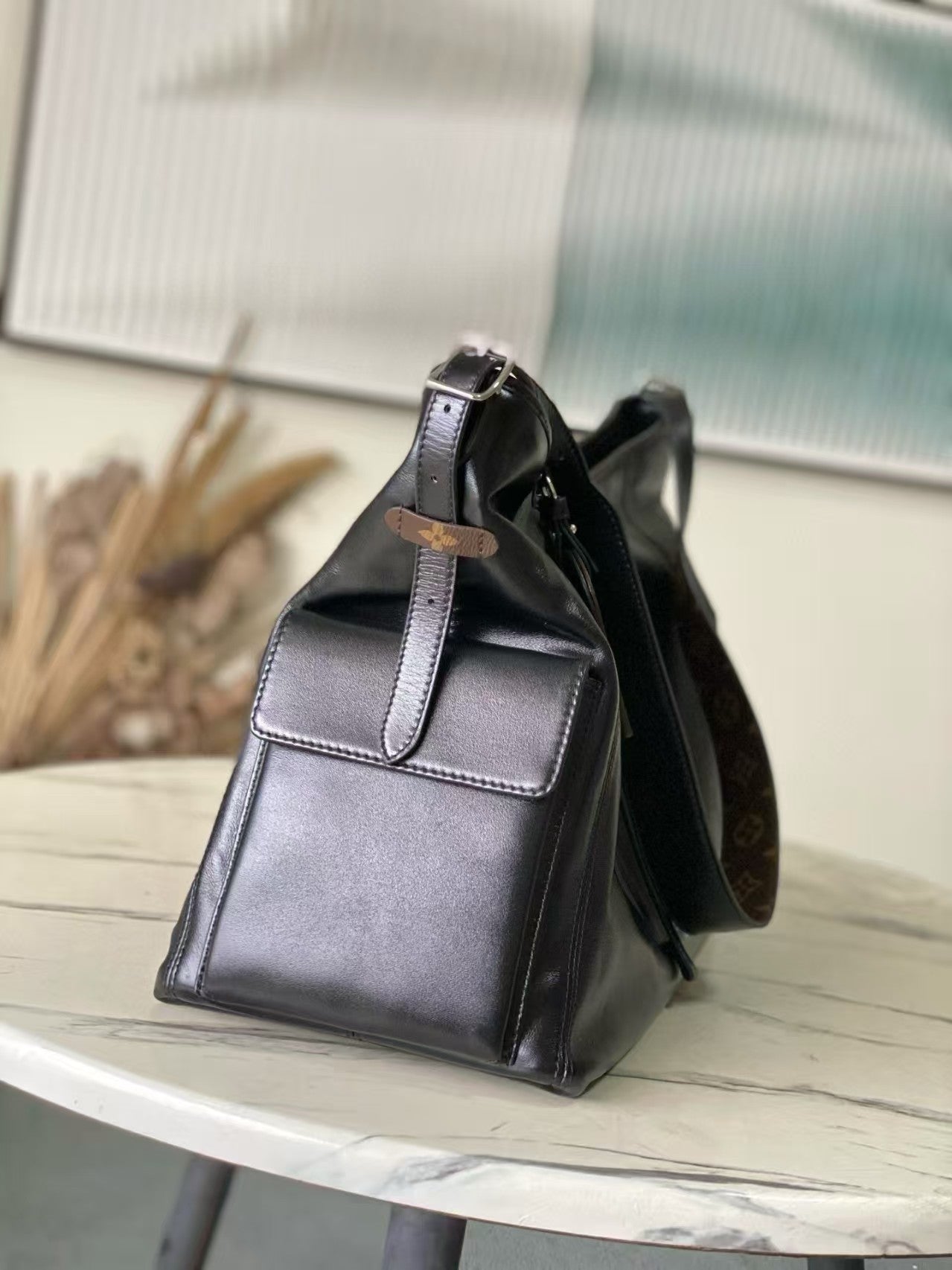 【話題の新作】Louis Vuitton キャリーオール カーゴPM モノグラム ハンドバッグ M24143ルイ・ヴィトン サックプラ ビジネスバッグ