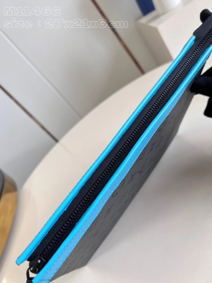 トラベルポーチ MM ターコイズ モノグラム エクリプス リバース M11466 – LW393