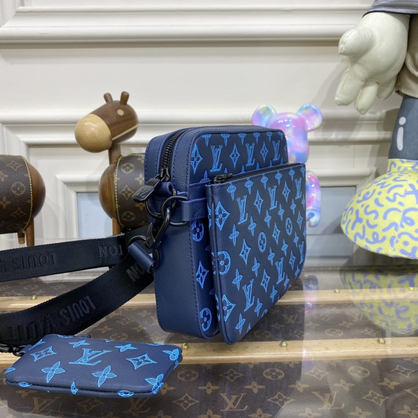 LV オンザゴー シルバー ソフト