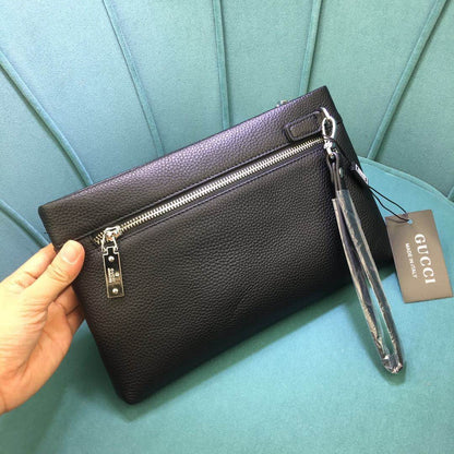 Gucci（グッチ）クラッチバッグ 28x18x2cm