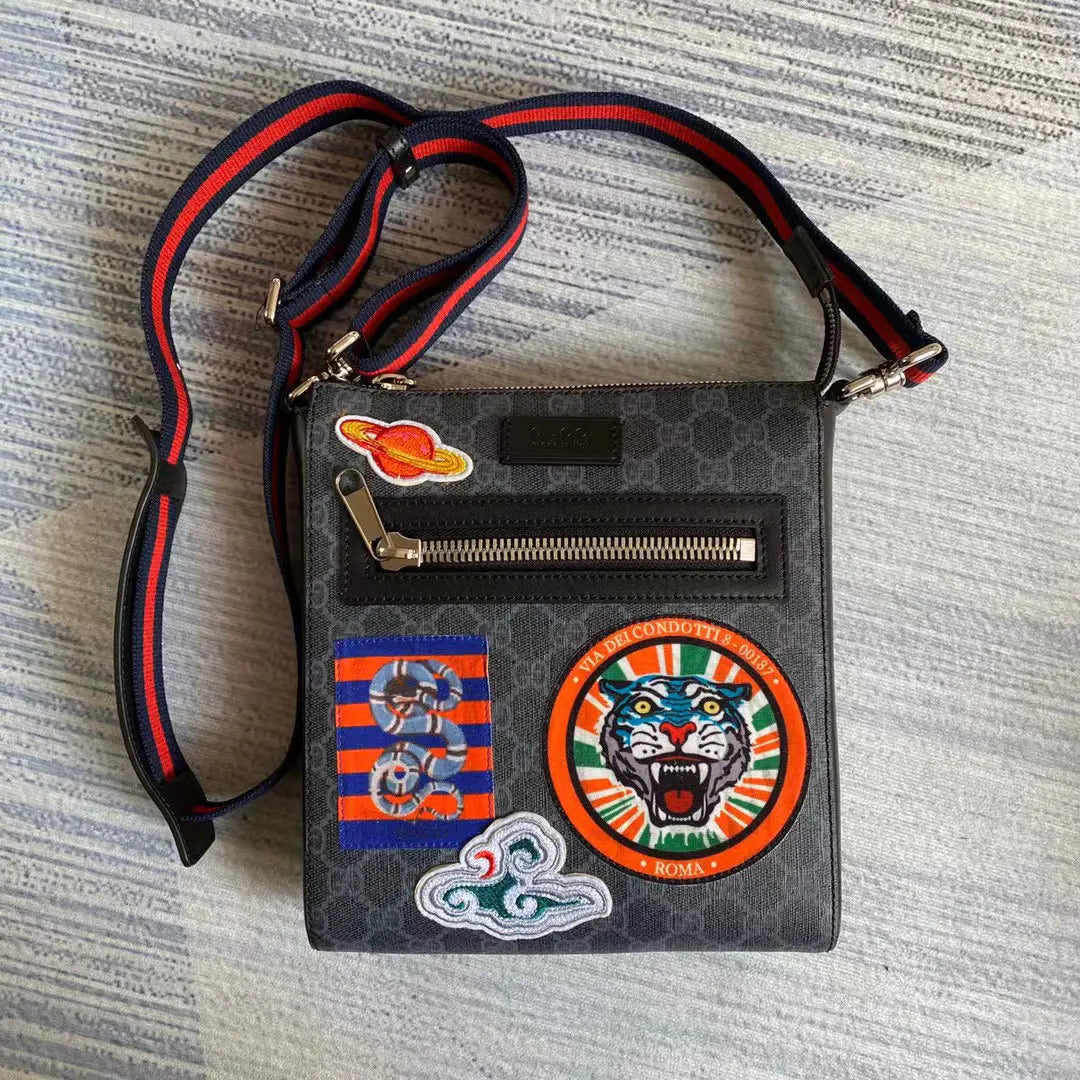 GGブラック スモール メッセンジャーバッグ