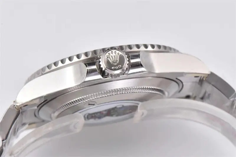 ロレックス サブマリーナ デイト ランダム ブラック116610LN