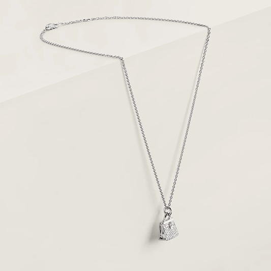 エルメス アミュレット ケリーネックレス 新入荷