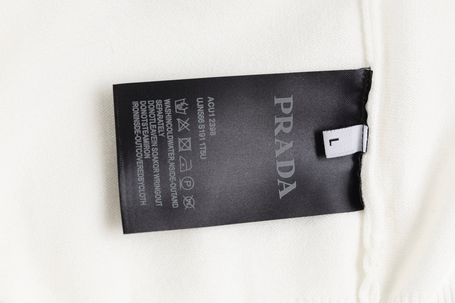 【PRADA旗艦店】プラダ セーター ご好評に付き再入荷！