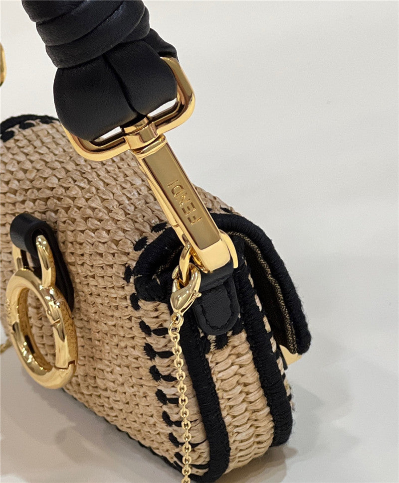 フェンディ ナノバゲット ラフィアチャーム ミニバッグ