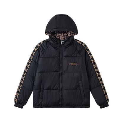 FENDI（フェンディ） ダウンジャケット、ご好評に付き再入荷！