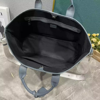 ウィークエンドトート NM モノグラム ウォッシュドデニム M22537 – LW213