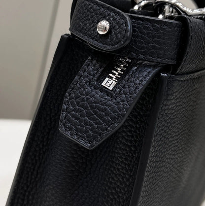 フェンディ オロック ジッパー