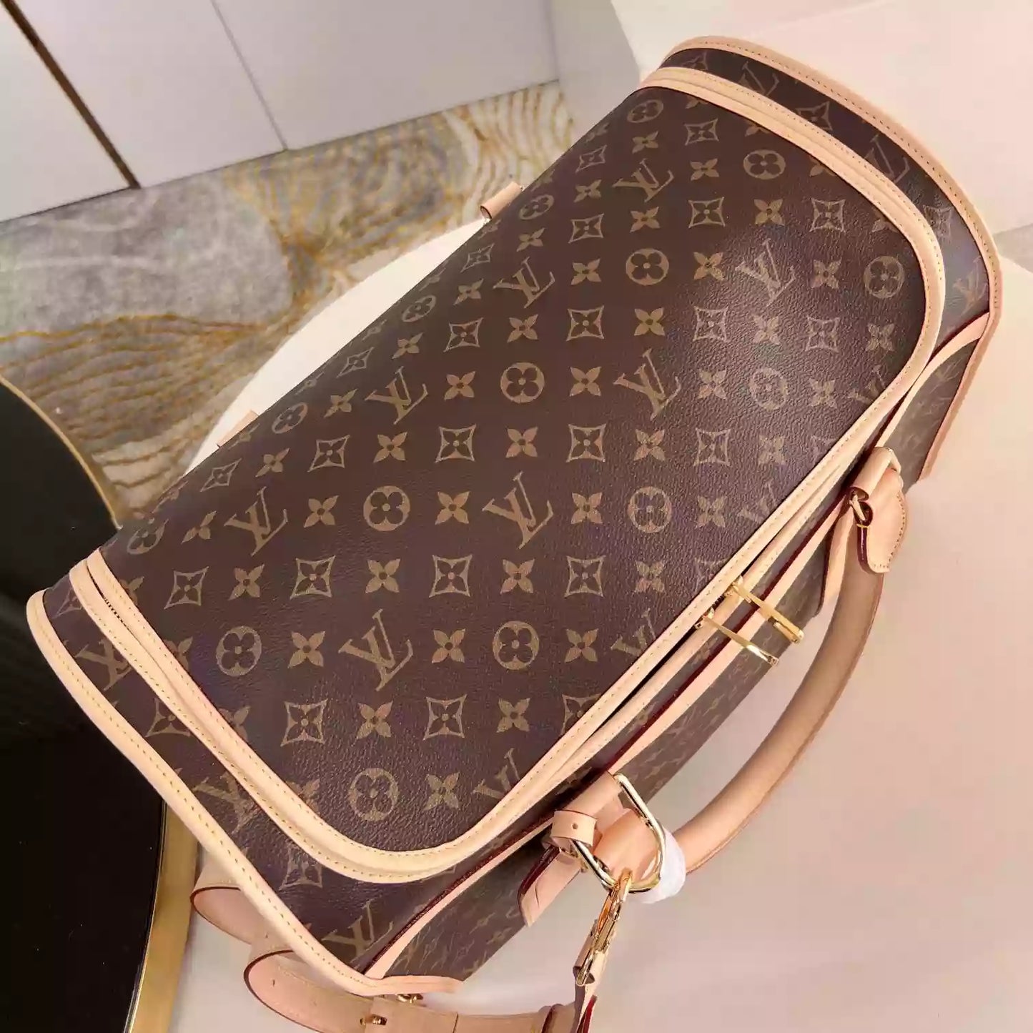 ドッグキャリア 40 モノグラム コーティングキャンバス M45662 – LW375