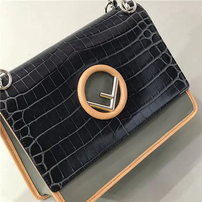 フェンディ カン・イ・FF ショルダーバッグ