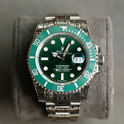 ロレックス サブマリーナーデイト 彫金 116610LV 数が少ない