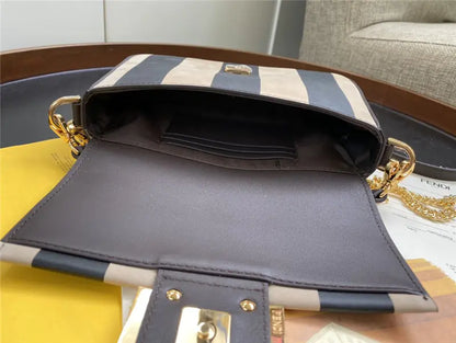 フェンディ ミニバゲット