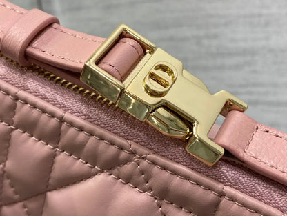 クリスチャン ディオール ミディアム トラベル ディオール ノマド ポーチバッグ