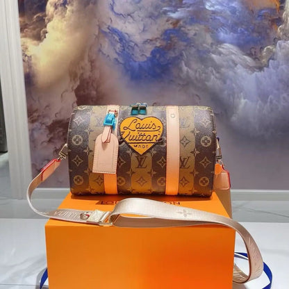 ルイ・ヴィトン シティ キーポル M45963