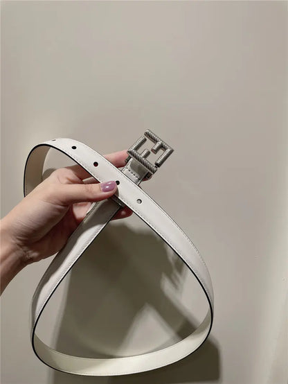 フェンディの新作カーフスキンベルト