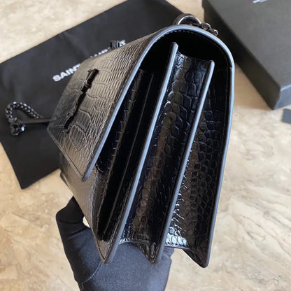 マンハッタン ミディアム ショッピングバッグ（箱入り）サンローラン レザー