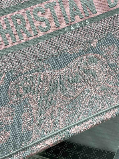 クリスチャン・ディオール ブックトートバッグ