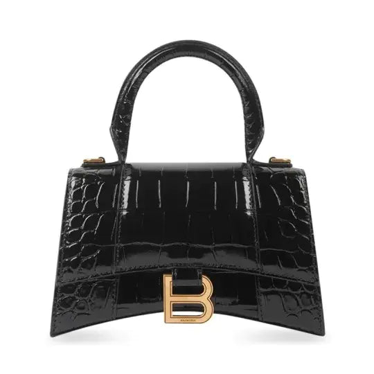 🔥STORY雑誌掲載🔥！2023新たに発表したバッグ！高垣麗子さん愛用の新作バッグが登場！💓日本人気上昇中↑↑↑売り切れ続出！