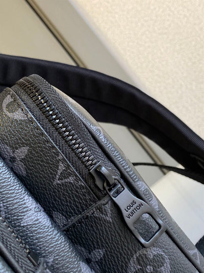ルイ・ヴィトン バックパック トリオ モノグラム エクリプス キャンバス – LVB006