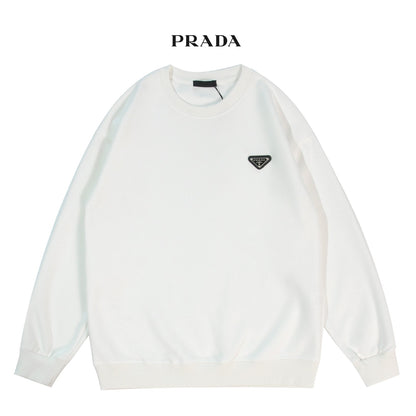 【 PRADA 旗艦店】ご好評に付き再入荷！！