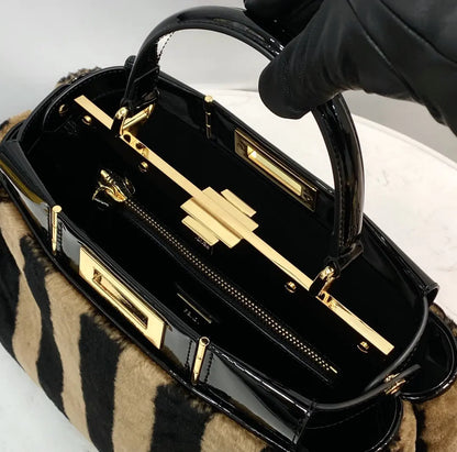 フェンディ オロック ジッパー