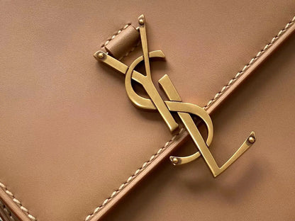 カイア ノース/サウス サッチェル（ベジタブルタンニンレザー）