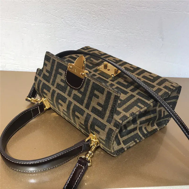 フェンディ ヴィンテージ ケリーバッグ