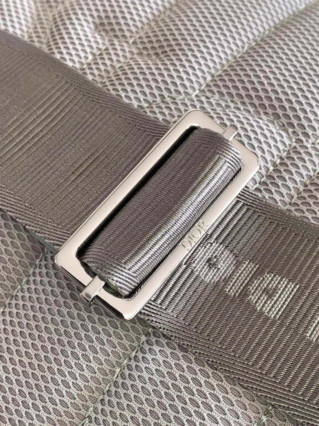 ディオール ミニ ライダー スリングバッグ – DIO044