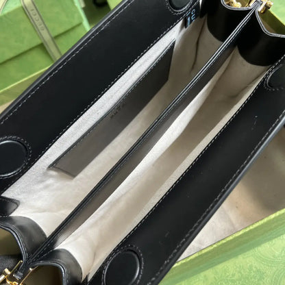 GG マトラッセ レザー スモール バッグ