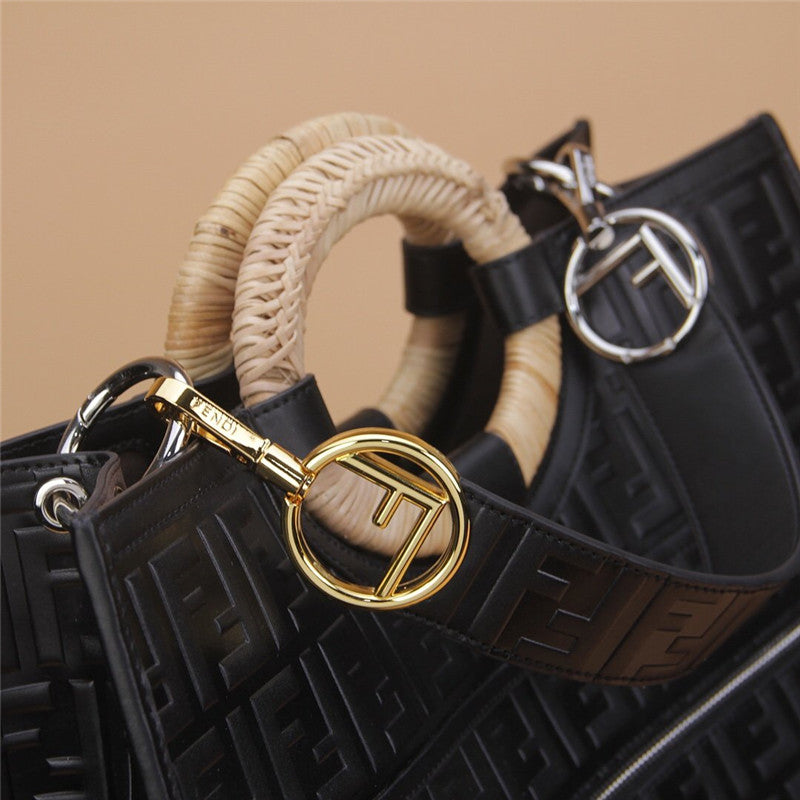 フェンディ ランナウェイ ショッピングバッグ