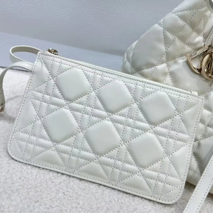 ミディアム レディ ディオール バッグ