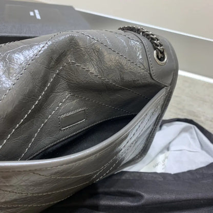 YSL ニキ ミニ フラップバッグ