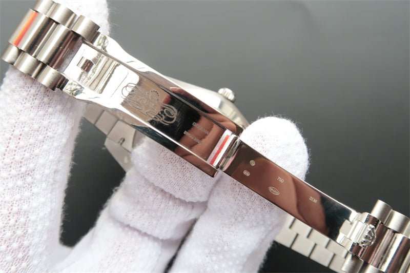 ロレックス デイデイト40 228239 ブルー文字盤