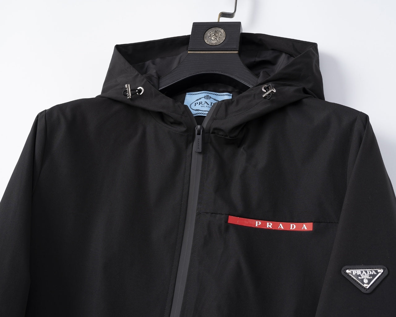 【PRADA旗艦店】プラダ ジャケット ご好評に付き再入荷！