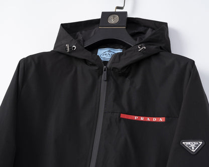【PRADA旗艦店】プラダ ジャケット ご好評に付き再入荷！