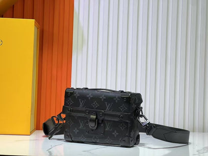 【LOUIS VUITTON旗艦店】ルイ・ヴィトン★SOUL TRUNK M11743★19*15*7CM