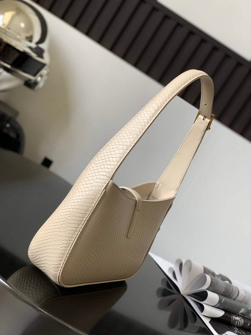 YSL LE5 ̈¤7 657228 ホーボーバッグ パイソンレザー ライトアプリコット