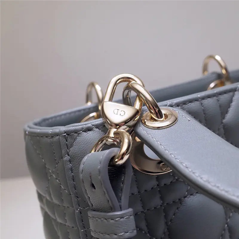 レディディオールABC