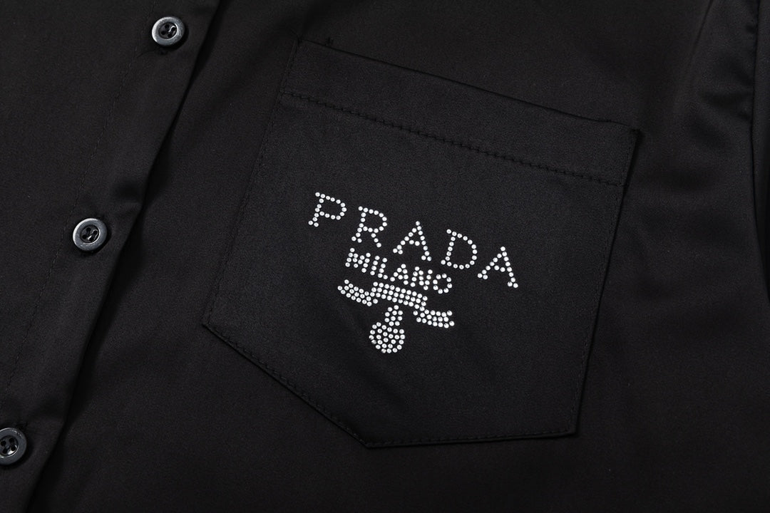 【PRADA 公式旗艦店】プラダ シャツ ご好評に付き再入荷 241119