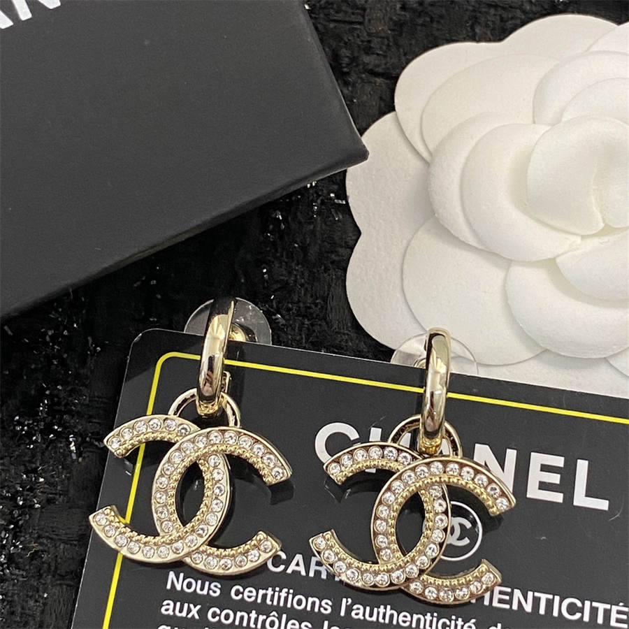 シャネル フルダイヤモンド ダブルC イヤリング