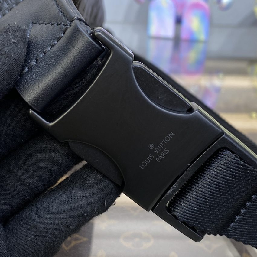 LV レトロ メッセンジャーバッグ