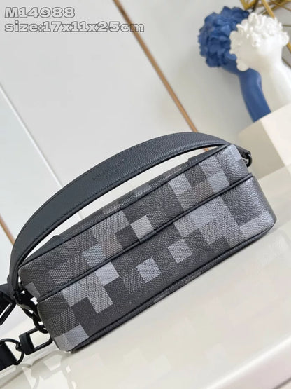 NIL メッセンジャーバッグ ダモフラージュ ブラック キャンバス M14988 – LW414